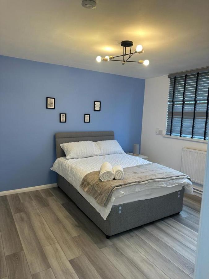 Stylish Apartment At Carlton Grove London Exterior photo